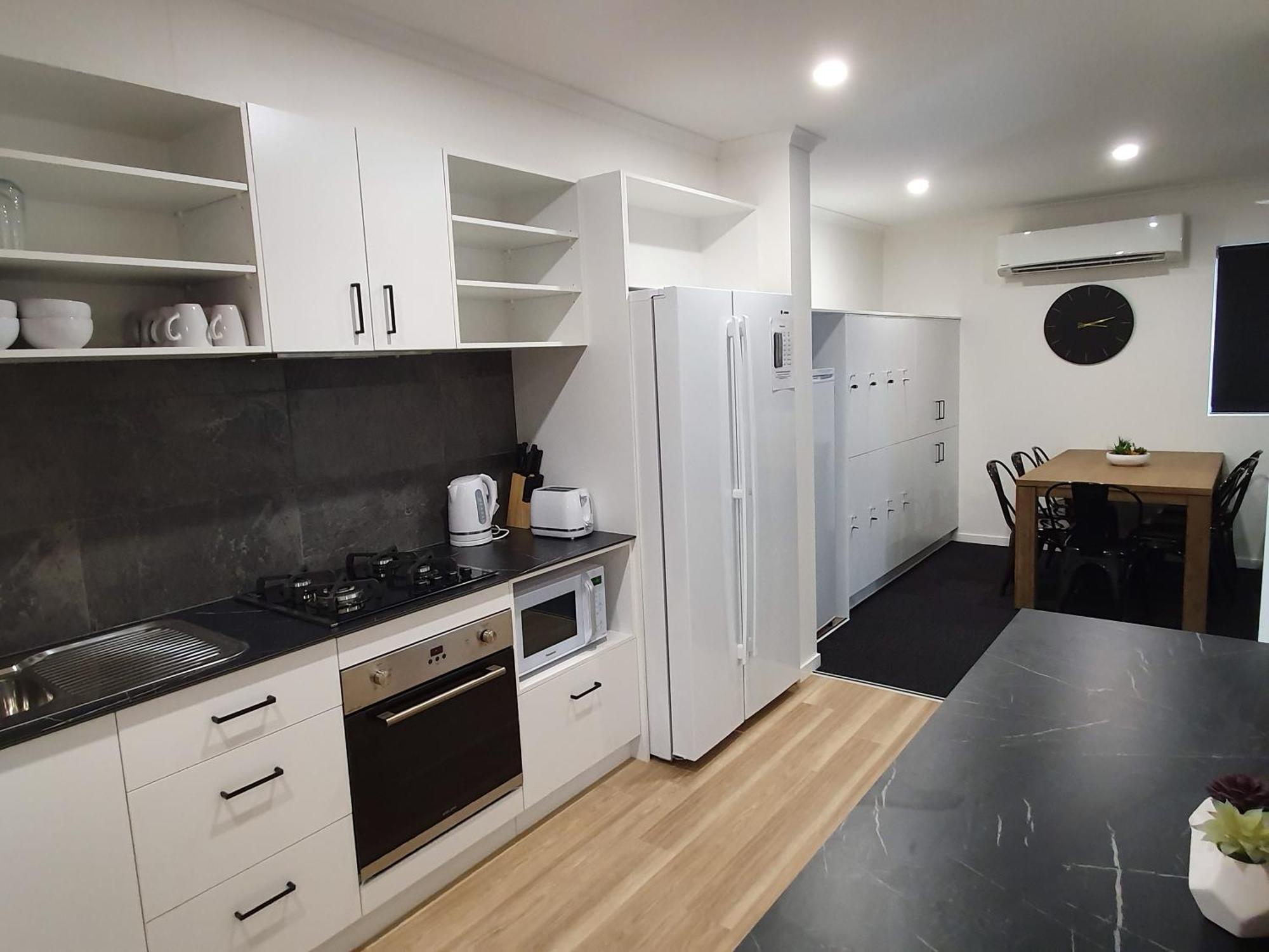 Mihaven Shared Living - Martyn St Hostel Cairns Exterior foto