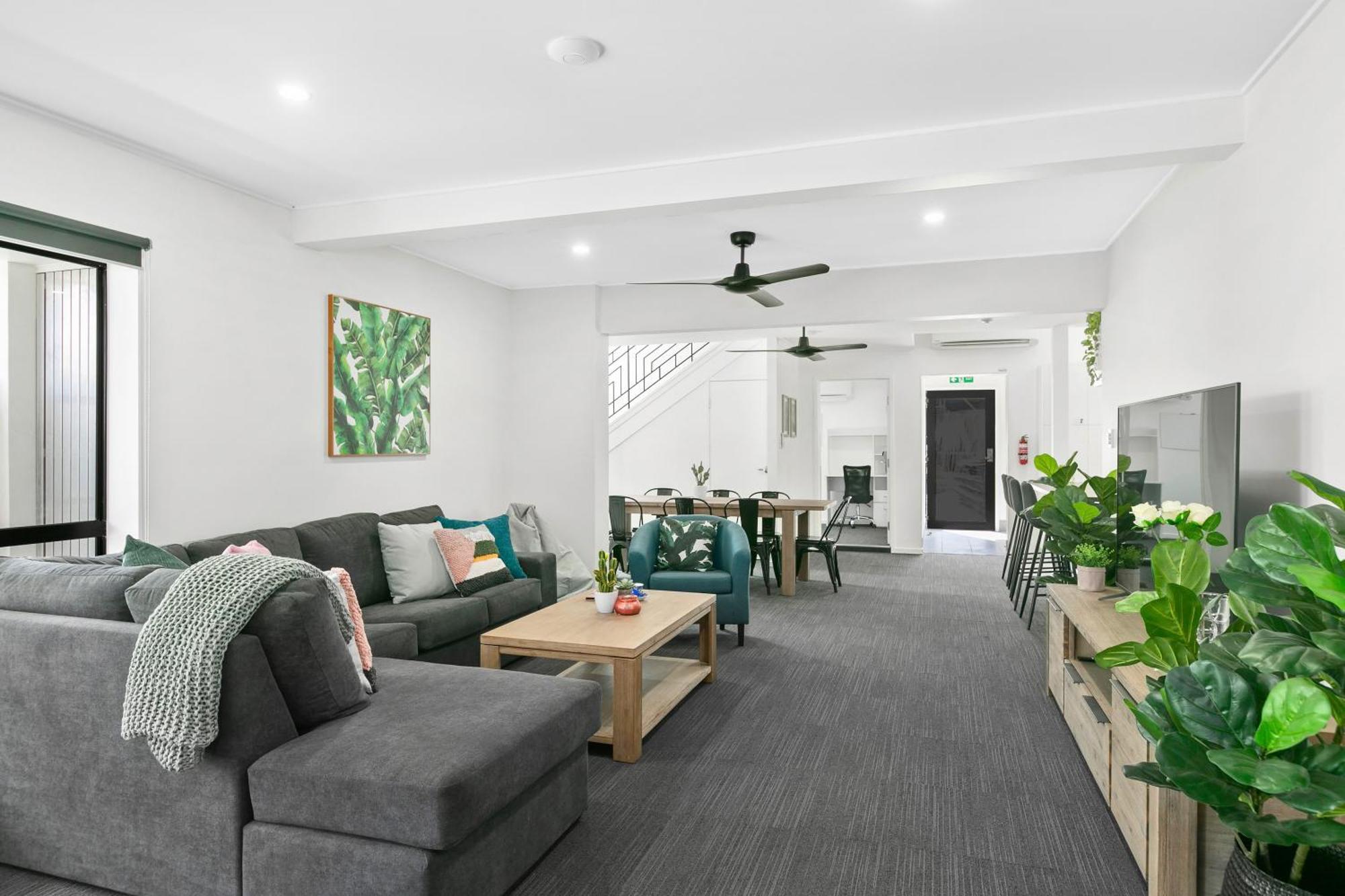 Mihaven Shared Living - Martyn St Hostel Cairns Exterior foto